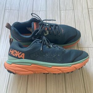 Hoka One One Challenger ATR 6
